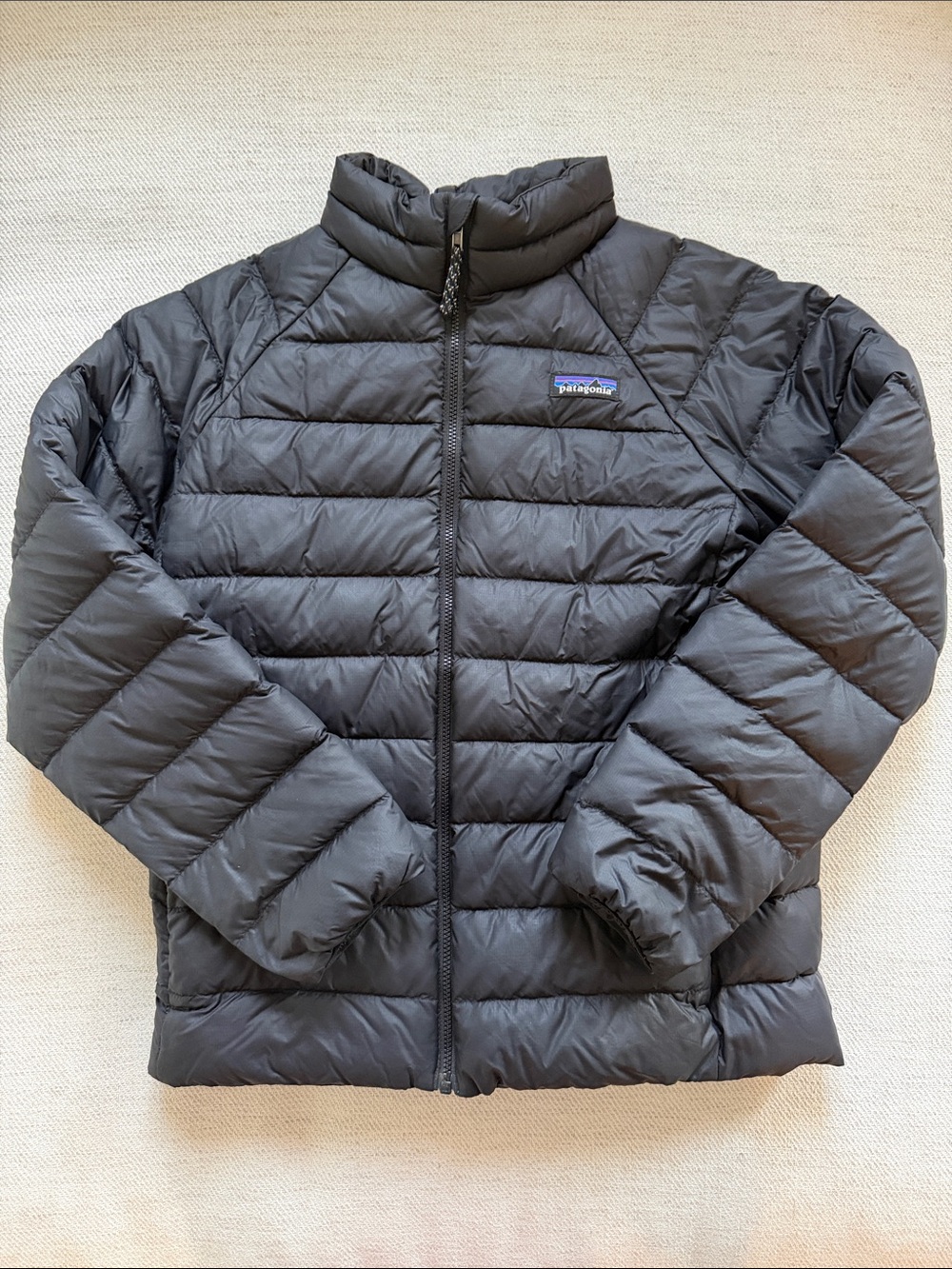Patagonia Kids Black Down Puffer Jacket - Quilted Coat size 10 (medium)